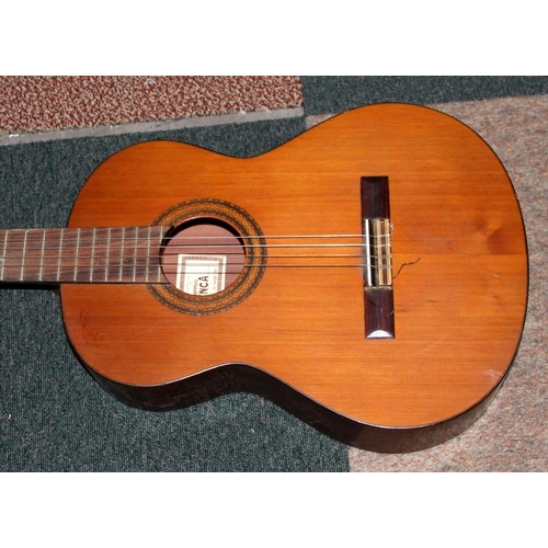 191 - Quality vintage Guitarras Cuenca Model 30 classical guitar. One or two cosmetic dinks associated wit... 