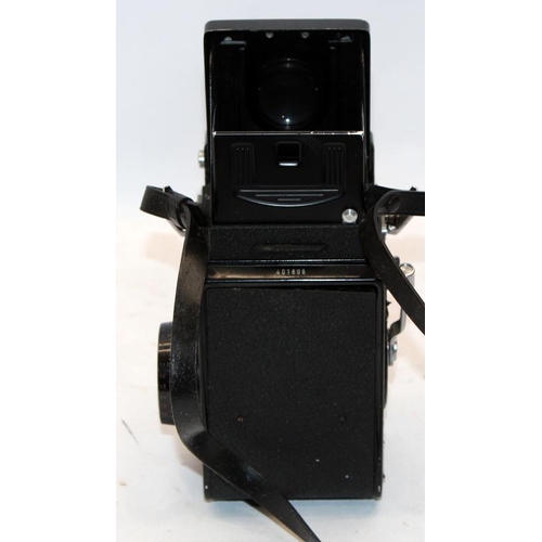 80 - Quality vintage Minolta Autocord twin lens reflex TLR camera. In good cosmetic condition, offered un... 