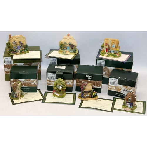 134 - A collection of Lilliput Lane cottages: Daisy Chain, Key to the Door, Teddy Bear Cottage, Juliet's T... 