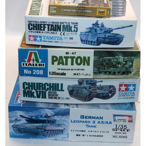 87 - Model Kits: 5 x battle tank model kits, Hobby Boss, Italeri, Tamiya etc. Boxes opened with storage w... 