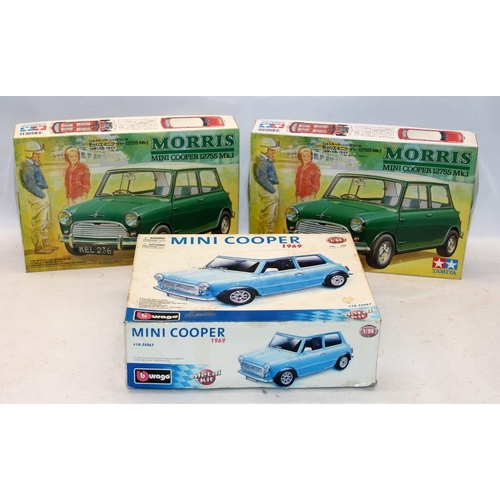 88 - Model Kits: 2 x Tamiya Morris Mini Cooper 1:24 kits, both boxed ready to build (1 appears to be just... 