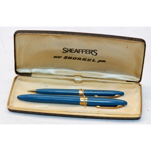 192 - Vintage Sheaffer Snorkel turquoise bodied fountain pen and propelling pencil set in original box