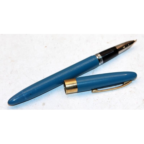 192 - Vintage Sheaffer Snorkel turquoise bodied fountain pen and propelling pencil set in original box