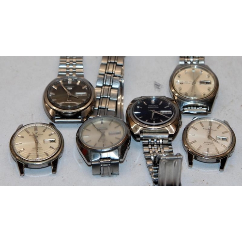 188 - A collection of six vintage Seiko gents automatic watches including Actus, Sportsmatic and '5', all ... 