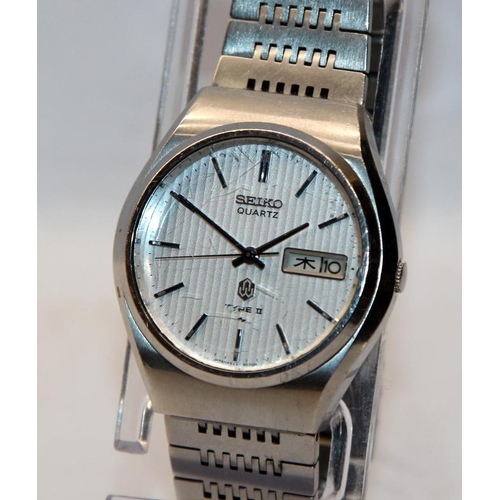 208 - Vintage Seiko Type II gents quartz watch ref:4623-8010. Serial number dates this watch to April 1976... 