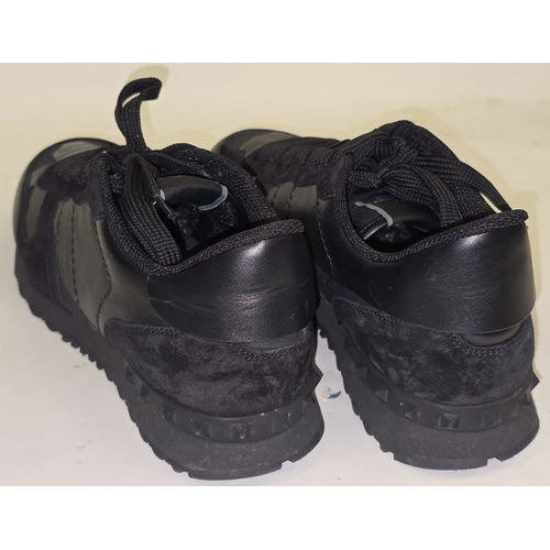 145 - Valentino Garavani designer Black/Grey Camo sneakers size 8.5. Sold as pre-owned/used condition (REF... 