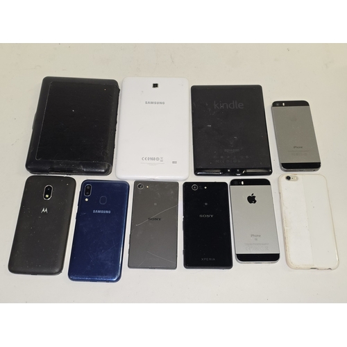 140 - A collection of smartphones and tablets. Various makes and models. 10 in total.