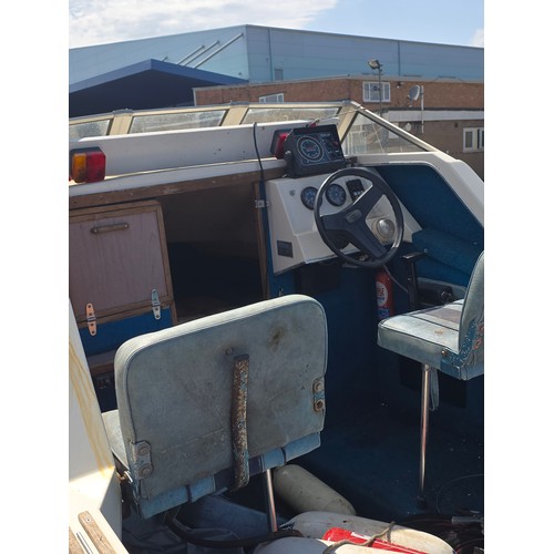 6A - Glastron Griffin Snort 3 Speedboat fitted with mercury  5 outboard motor on trailer