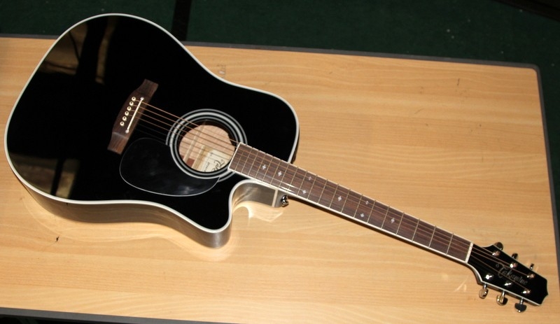 Quality Takamine acoustic guitar model ref:EF341SC. The model of choice ...