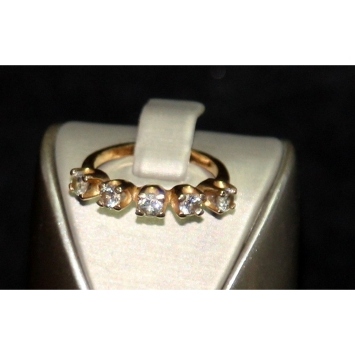 294 - 14ct gold 5 stone diamond ring approx 1ct total diamonds. Size Q, gross weight 3.7g.