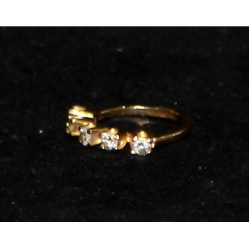 294 - 14ct gold 5 stone diamond ring approx 1ct total diamonds. Size Q, gross weight 3.7g.