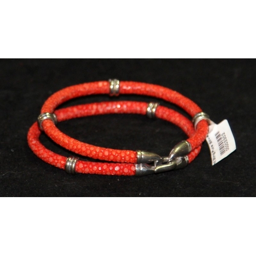 300 - Quality Sting HD of New York designer bracelet with sterling silver clasp and embellishment. B425 Cr... 