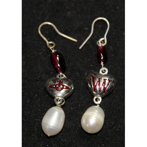 11 - Genuine Vivienne Westwood Jewellery: Faux pearl with jewelled signature orb choker c/w drop pearl an... 