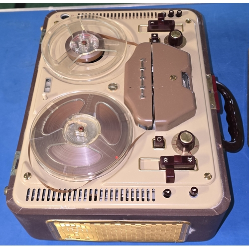56 - A vintage 1950s/1960s Tesla Sonet Duo reel to reel tape recorder. Sold as untested.