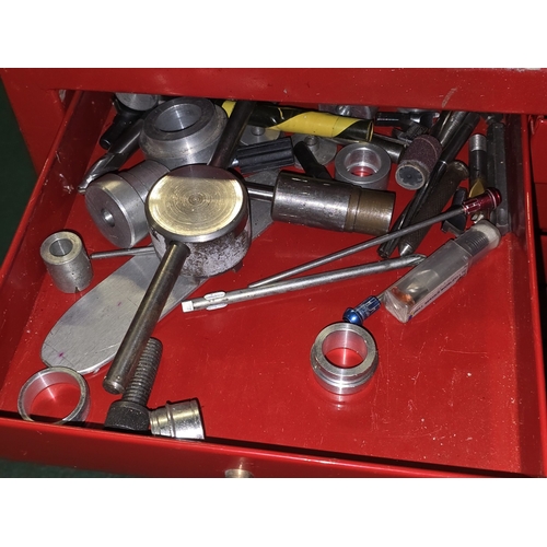 162 - A red metal 4 over 3 engineers tool chest with contents 36x54x31cm.