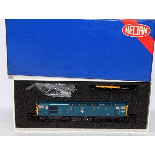 349 - Heljan OO gauge Class 47 diesel locomotive ref:26041, D5325 BR blue full yellow ends. Boxed