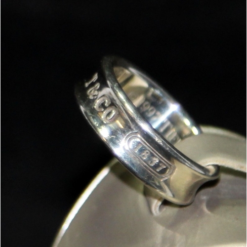 300A - Genuine Tiffany & Co hallmarked sterling silver ring size S