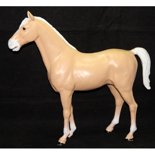Lot 17        