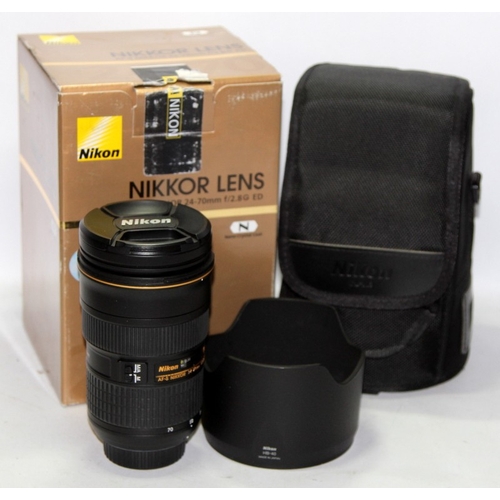 188 - Nikon Nikkor AF-S 24-70mm F/2.8 G ED Nano Crystal Coat zoom lens. Excellent cosmetic condition with ... 