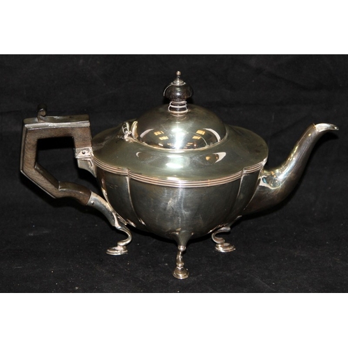 319 - Antique silver teapot of quatrefoil form. Hallmarked for Birmingham 1909. Gross weight 327g