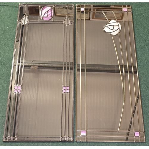 20 - A pair of contemporary mirrors in the Art Nouveau 