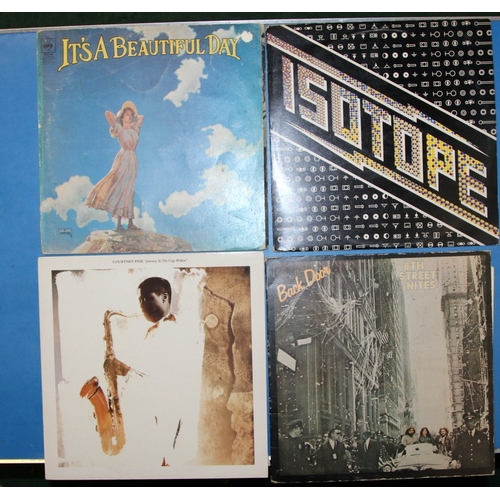 205 - Jazz/fusion rock. A collection of vinyl LP's by acts such as Spyro Gyra, Brand X, Isotope etc
