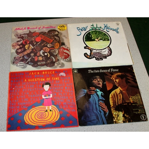 200 - British blues rock. A collection of vinyl LP's featuring bands such as Procul Harem, Chicken Shack, ... 