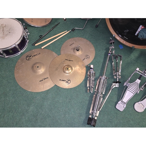 53 - A large Yamaha Rydeen professional blue drum kit to include five drums as well as Planet Z cymbal se... 