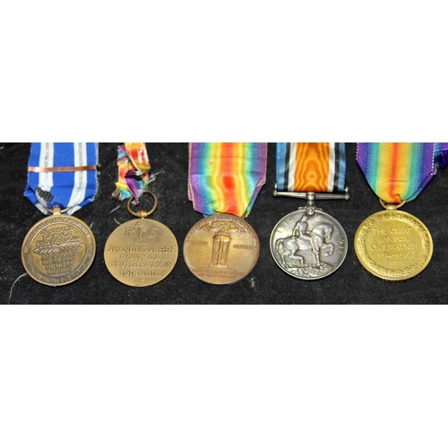 76 - A small collection of military medals to include WWI War and Victory medals (not a pair), Italian an... 