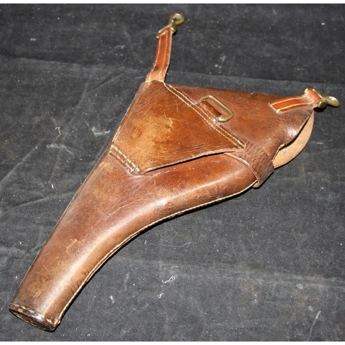 138 - WWI British Army officer's Webley revolver holster. Unmarked