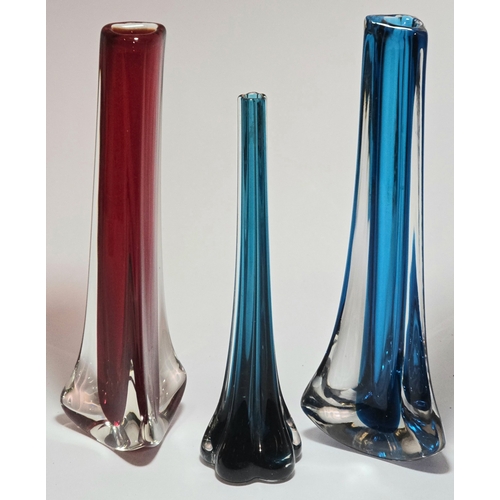 11 - Two vintage 1960's Whitefriars Glass Tricorn vases in Kingfisher Blue and Ruby Red together with an ... 