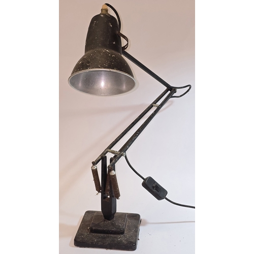 21 - A vintage Herbert Terry & Sons black Anglepoise adjustable desk lamp on stepped base. Offered untest... 