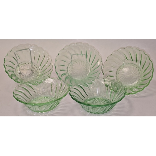34 - Collection of five vintage Art Deco uranium depression green glass desert bowls each 5.5