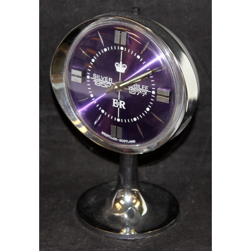 27 - Henry Browne & Sons Ship's Brass bulkhead clock with 6