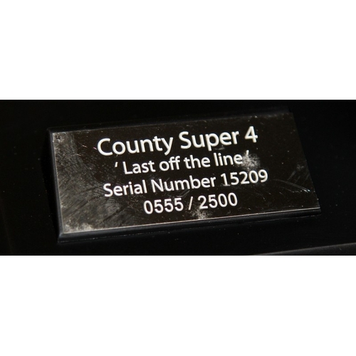 35 - Quality limited edition die-cast model: County Super 4 Tractor - Last Off The Line. Serial number 15... 