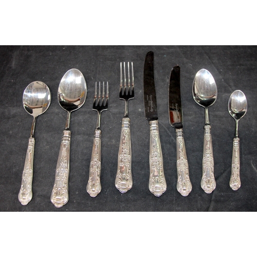 Super quality 6 setting Oneida Queens pattern cutlery set featuring ...