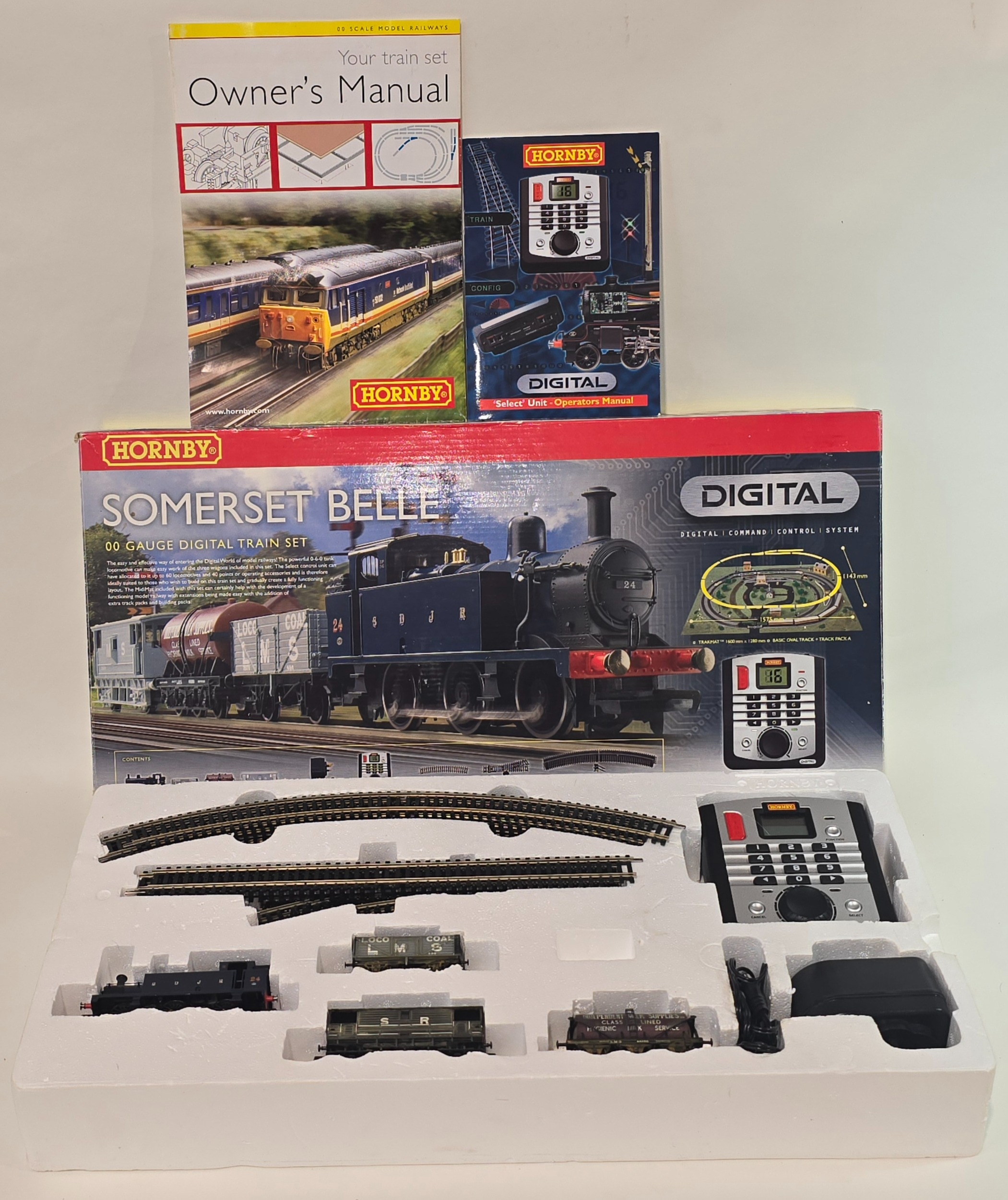 Hornby OO gauge R1125 Somerset Belle Digital Train Set. Appears ...