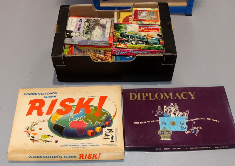 A collection of vintage games and puzzles to include Risk, Diplomacy etc