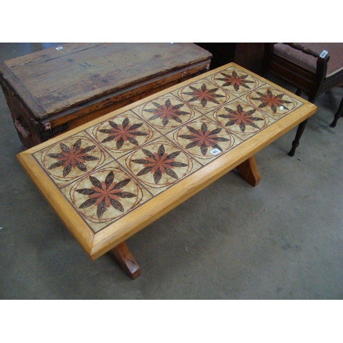 465 - TILE TOP TABLE