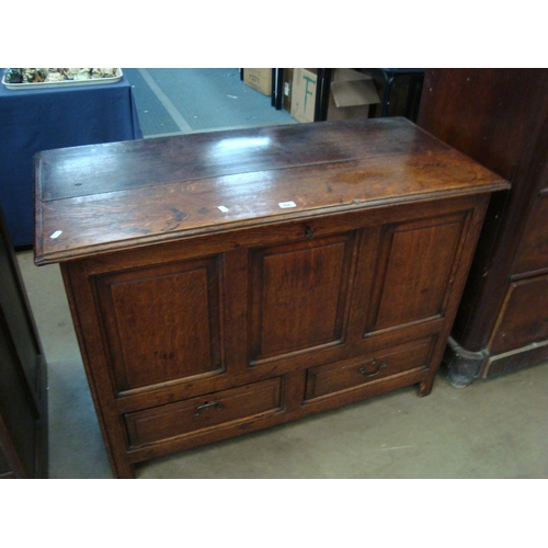 466 - OAK 3 PANEL COFFER