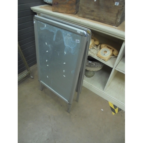 Lot 224       
