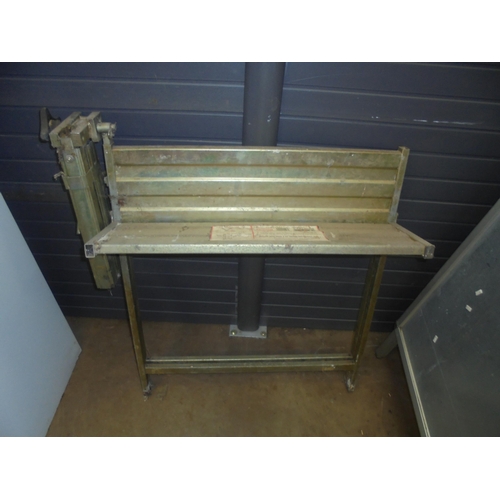 Lot 225       