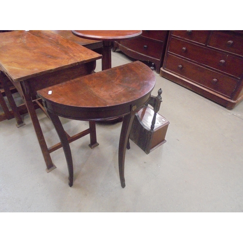 507 - HALF MOON HALL TABLE