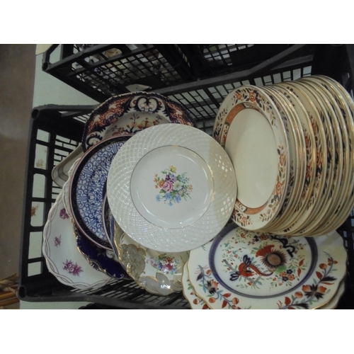 70 - TRAY OF PLATES ETC