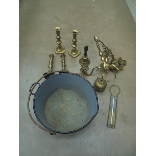 51 - QUANTITY OF BRASS