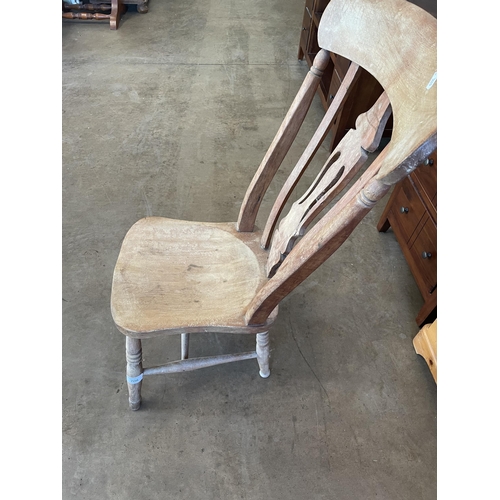 708 - KITCHEN CHAIR