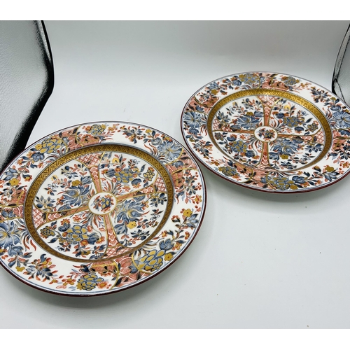 426 - PAIR OF CABINET PLATES