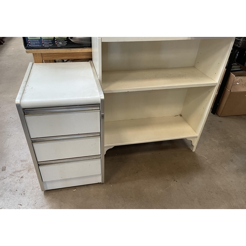 735 - SHELVES AND CABINET