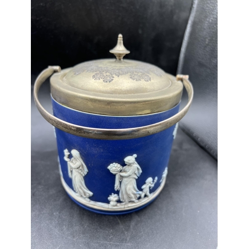 299 - WEDGEWOOD ITEMS