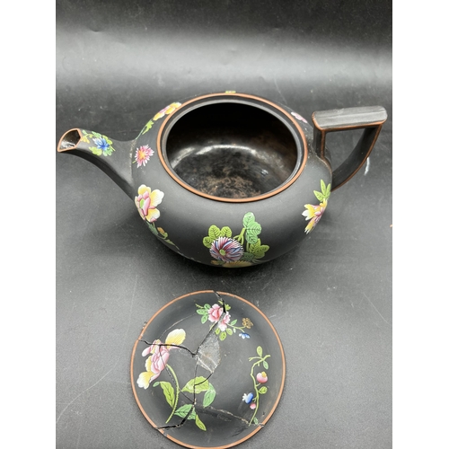 319 - WEDGEWOOD ENAMEL WARE TEAPOTS